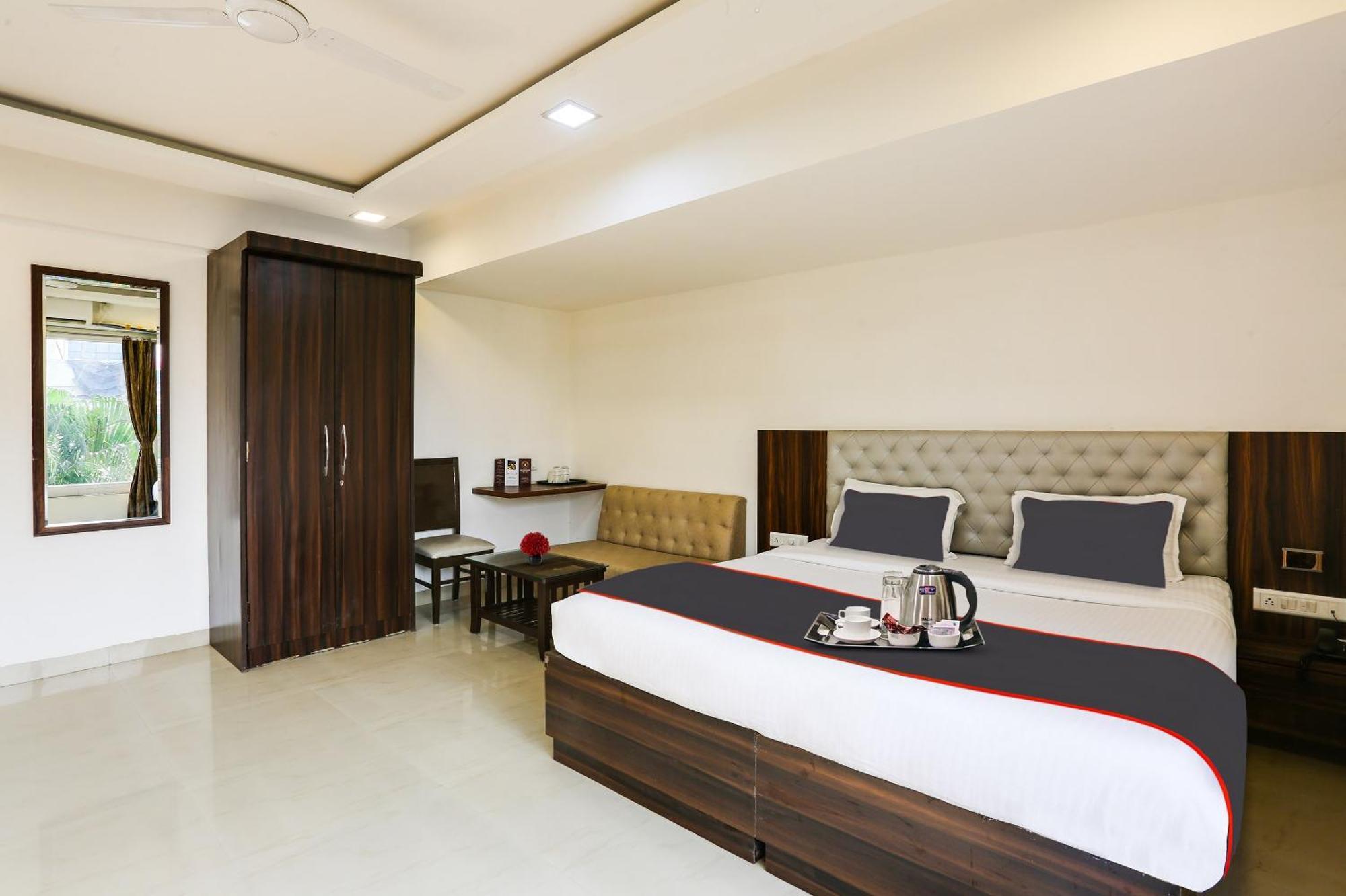 Capital O Arsh Executive Inn Mumbai Exterior foto